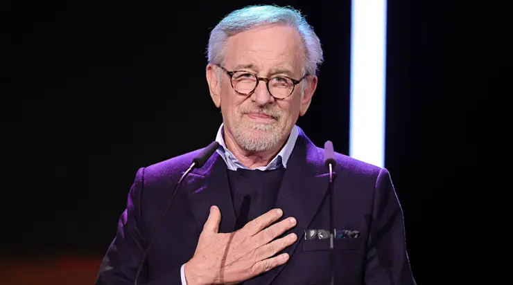 Steven Spielberg refuses to rad the names of the Oscar winners during practice