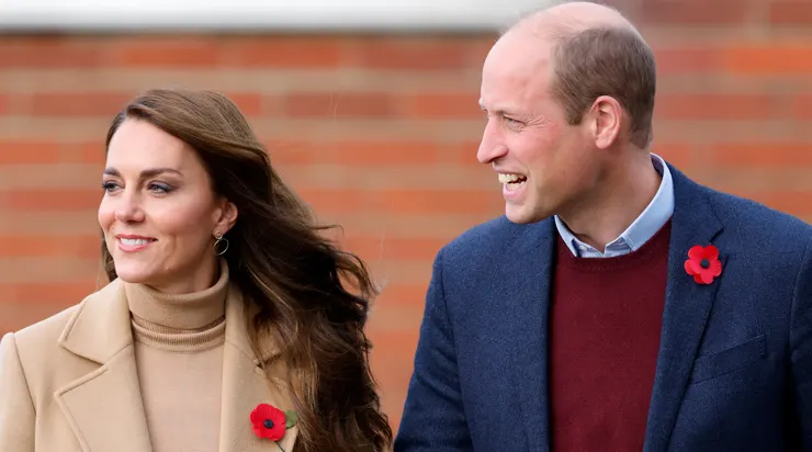 Prince William poses for family photo shoot without Kate Middleton